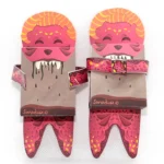 regalos de amor y amistad monstruos fucsia con brazos abiertos y cerrados