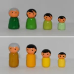 figuras de porcelanicrón femeninas y masculinas organizadas por cuatro generaciones y tamaños