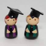 Fichas de egresados para juego de mesa personalizado