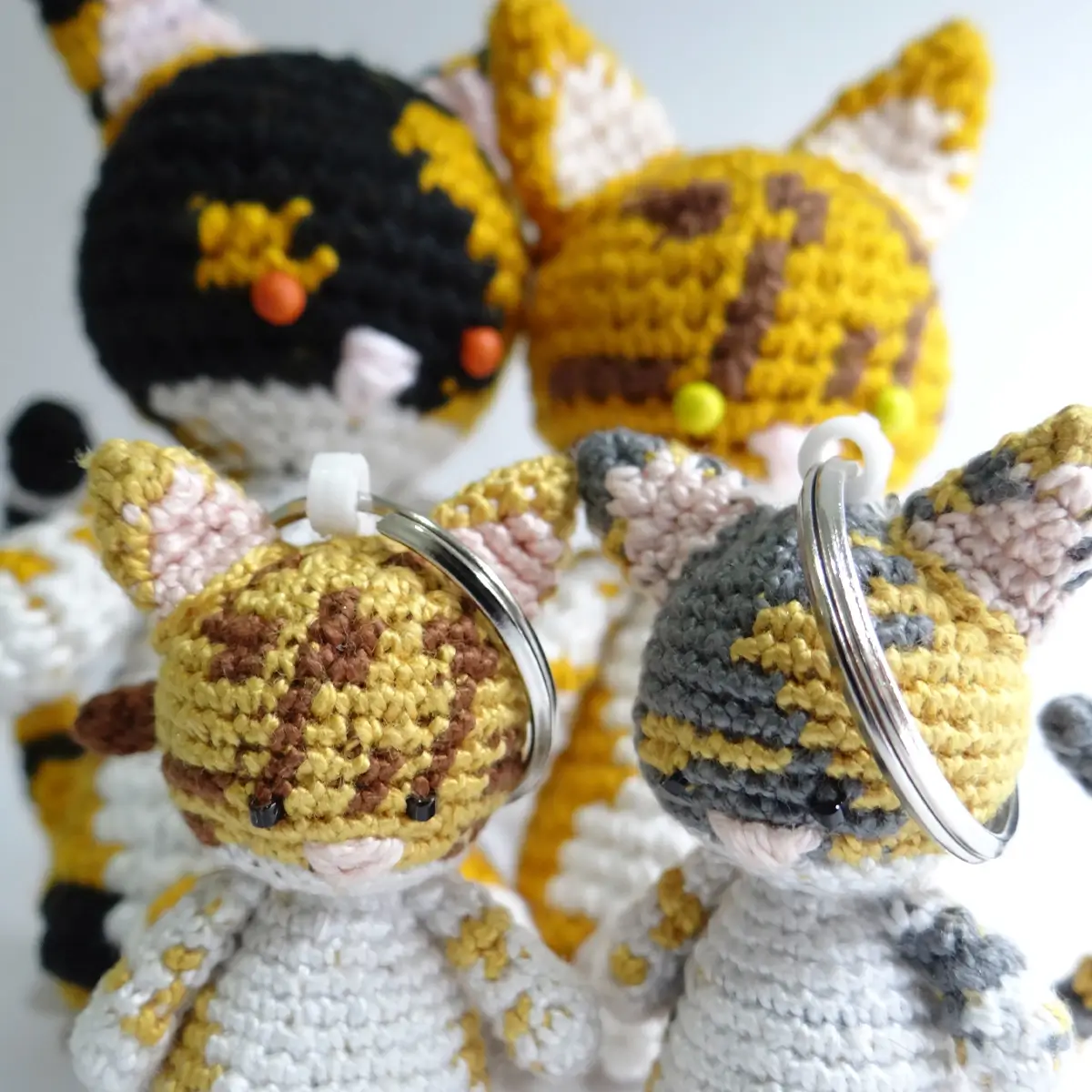 Set de gatos personalizados en amigurumi Dona y Sr. President