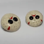 Prendedor de Jason Viernes 13 con máscara de hockey