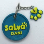 Llavero personalizado con nombre en PLA y huella de icopor derretido