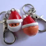 Llavero de Papá Noel frente y espalda en porcelanicrón