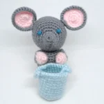 Figura de Ratón Pérez amigurumi de frente